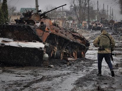 La localidad ucrania de Bucha, próxima a Kiev, tras el repliegue de los soldados rusos y la entrada del Ejército ucranio.