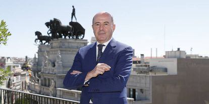 Fernández Gallar, CEO de OHLA, ayer en la azotea del hotel Four Seasons de Madrid.