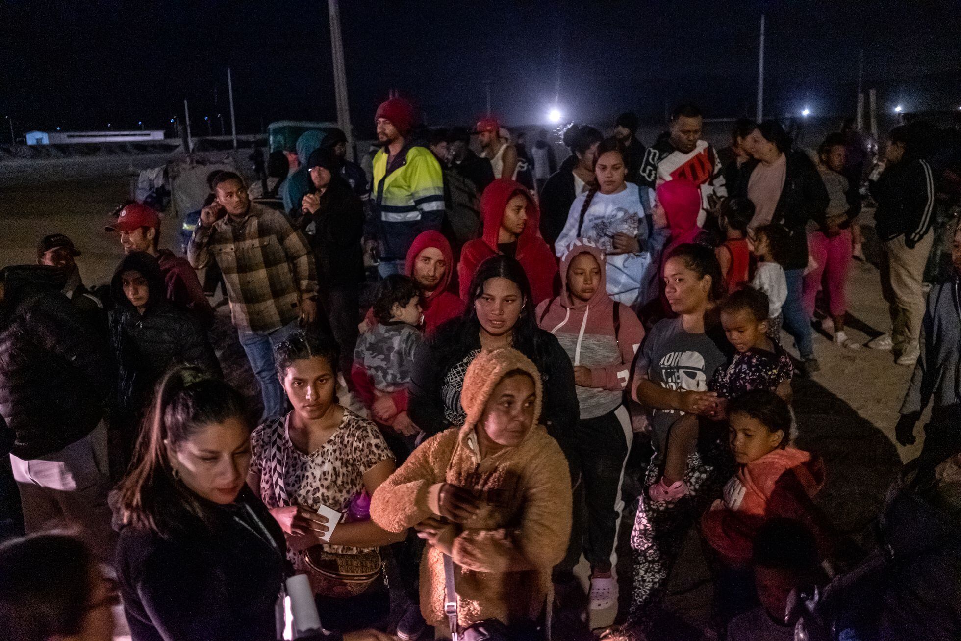 La Incontrolable Crisis Migratoria En La Frontera Entre Chile Y Perú ...