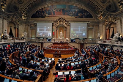 Os deputados portugueses na Assembleia da República, durante a sessão de quinta-feira sobre o Orçamento do Estado para 2022.