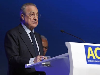 Florentino Pérez, presidente de ACS, en una junta de accionistas.