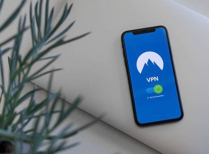 Las VPN te ayudan a evitar peligros en tu móvil.