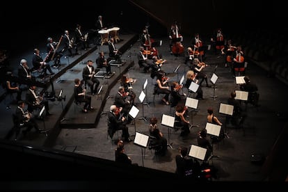L'OBC, durante la presentación de la temporada 2021-22 de L'Auditori.