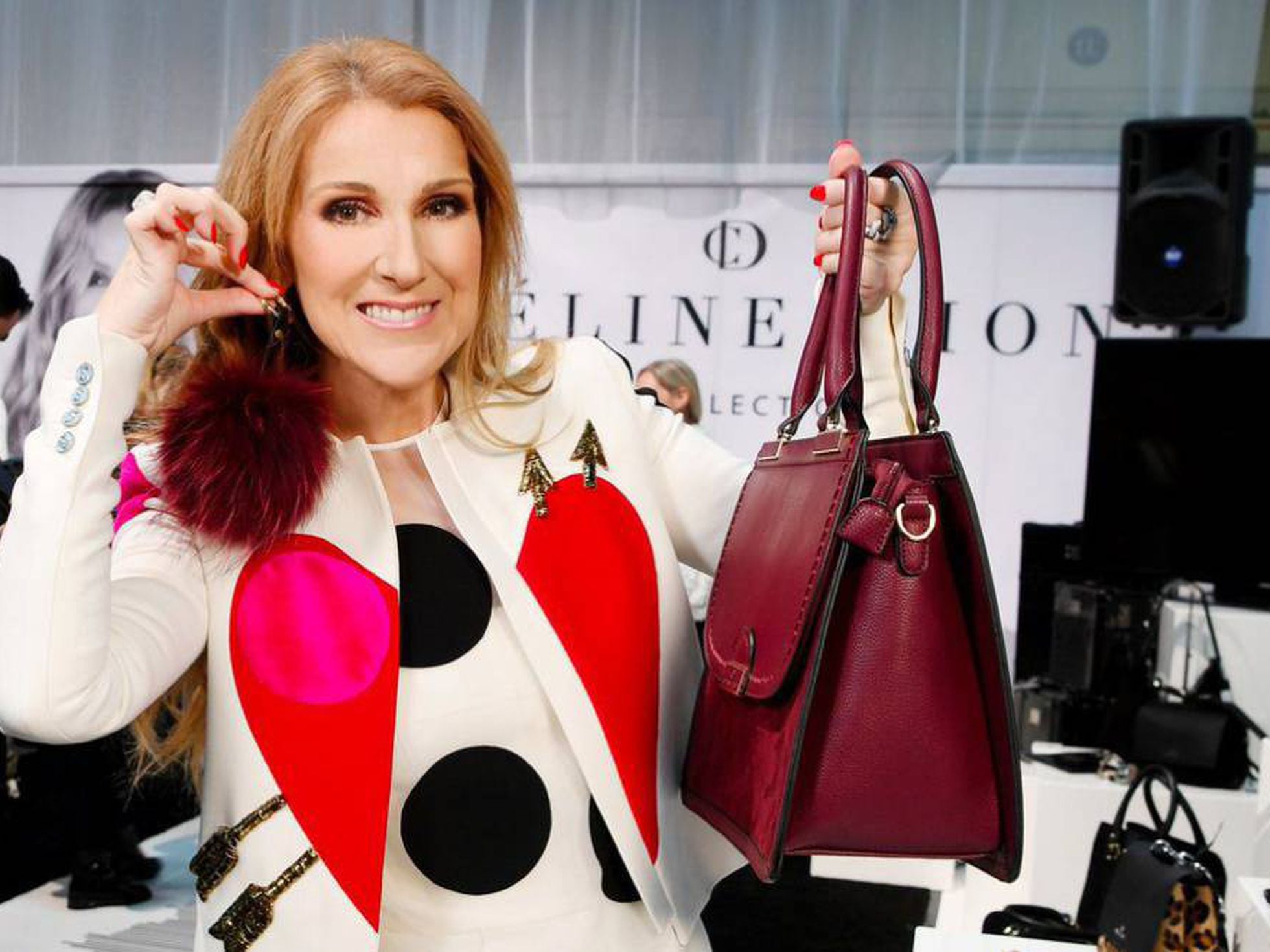 Céline Dion alía con Nordstrom para vender su de bolsos | | EL PAÍS