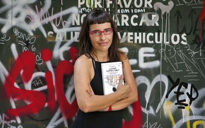 Laura Ballester, autora de 'Lluitant contra l'oblit'.