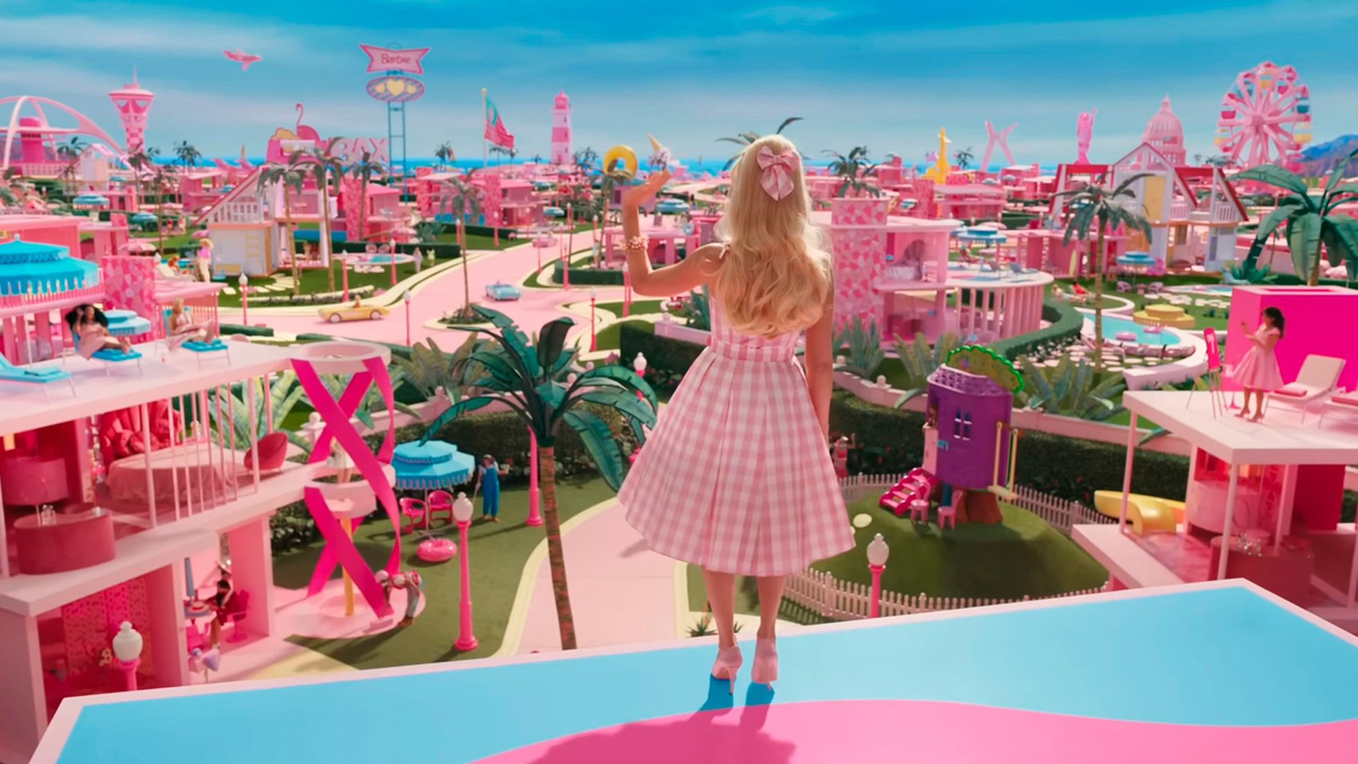 referir pérdida difícil El rodaje de 'Barbie' agotó las existencias mundiales de pintura rosa  fluorescente | Estilo de vida | EL PAÍS