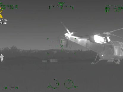 Cazado en el aire un ‘narcohelicóptero’ con 800 kilos de hachís 