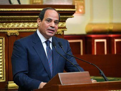 Abdelfatá al Sisi dirigiéndose al Parlamento después de haber sido investido por segunda vez en 2018