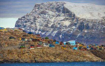 Vista de la población inuit de Uummannaq, en Groenlandia.