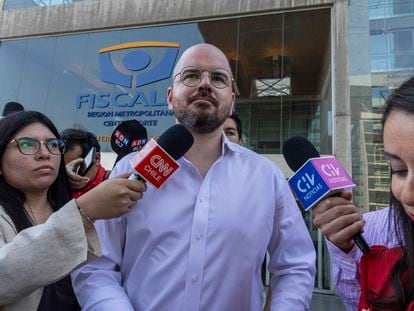 Giorgio Jackson, este lunes, en el Centro de Justicia de Santiago de Chile.