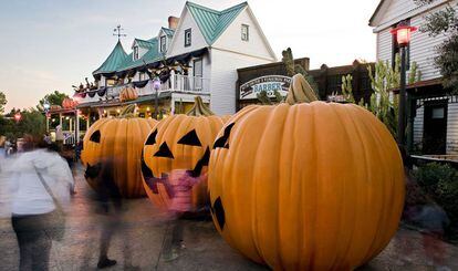 Calabazas de Halloween a Port Aventura en una imagen de archivo.