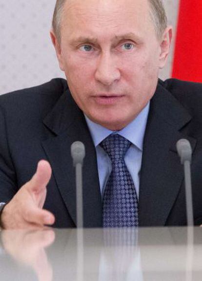 El presidente ruso, Vladímir Putin, pronuncia un discurso sobre economía en Sochi, en el mar Negro.