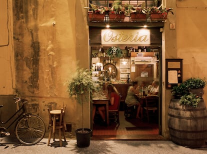 Una 'ostería' de la ciudad italiana de Florencia, con una ruta directa desde Madrid operada por Iberia.