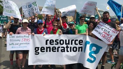 Una manifestación del grupo Resource Generation.