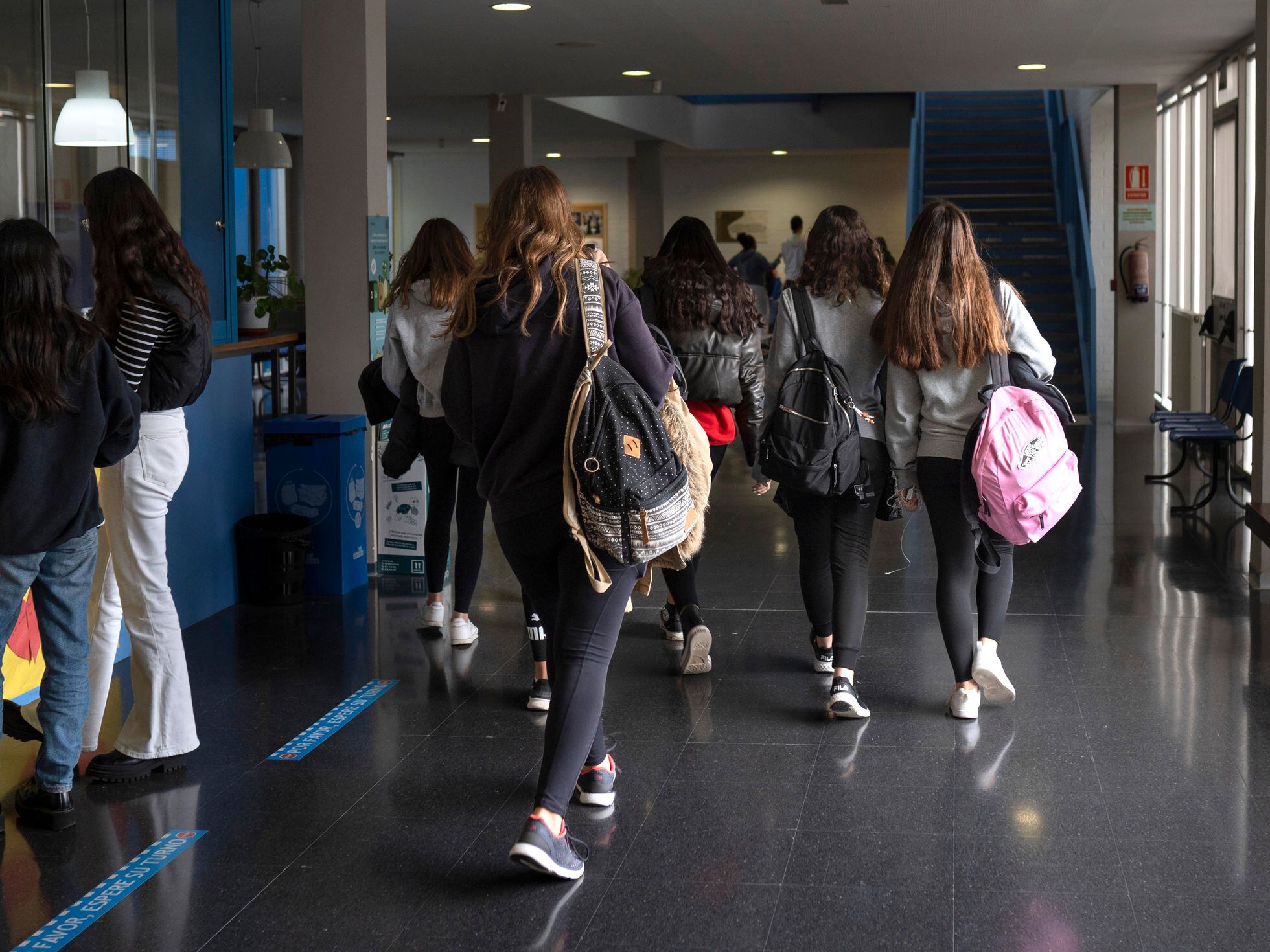 Zapatillas Deportivas – Canal del Área de Tecnología Educativa