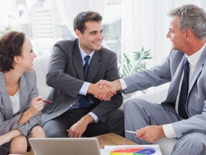 ¿En qué régimen se dan de alta los socios de empresa?