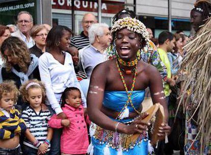 La diversidad cultural ha sido uno de los motivos protagonistas de esta fiesta de la Mercè, como ayer quedó claro en la cabalgata.