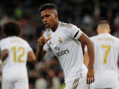 Rodrygo celebra el primer gol.