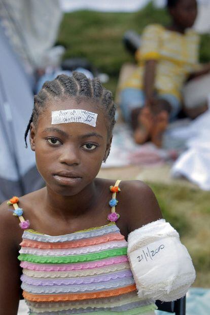 Marie Jose, de 13 años, en un hospital de Puerto Príncipe.