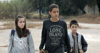 Fotograma de la película "Los chicos del puerto"