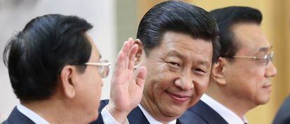El presidente chino Xi Jinping junto al primer ministro Li Keqiang, derecha.