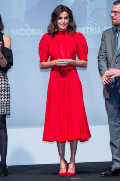 Reina Letizia, en los Premios Nacionales de Moda 2018.
