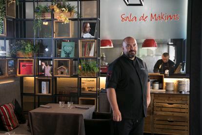 César Martín, cocinero y responsable de Lakasa, el viernes en su restaurante, en Madrid.