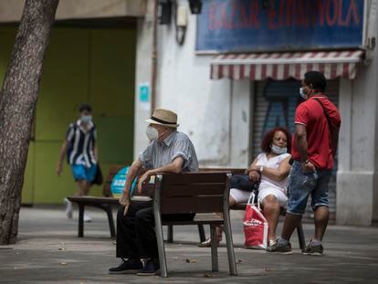 La plaza Espanyola del barrio de la Torrassa de L'Hospitalet, que registra varios brotes de coronavirus.