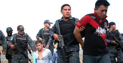 Detención de integrantes de una banda criminal en Tegucigalpa (Honduras).