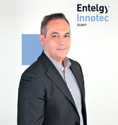Entelgy Innotec Security ha anunciado su incorporación como nuevo director comercial en Cataluña.  Ha trabajado en empresas como T-Systems o Ackcent, con puestos de dirección y ventas.