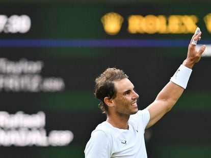 Rafa Nadal celebra la victoria en cuartos de final de Wimbledon ante Taylor Fritz.