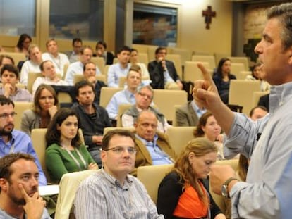 Graduados del MBA de IESE en un encuentro de mayo pasado en Barcelona.