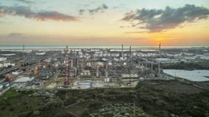 Parque energético de Cepsa en La Rábida (Huelva).