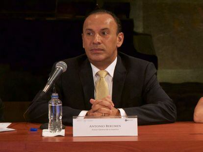 Antonio Berúmen durante la presentación de una exposición del Vaticano en el Colegio de San Ildefonso, en Ciudad de México, en 2018.