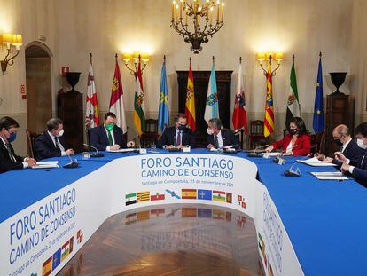 Reunión en noviembre de 2021, en Santiago, de los presidentes de las ocho comunidades autónomas más afectadas por la despoblación.