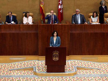 Isabel Díaz Ayuso durante su discurso de la primera sesión del pleno de investidura.