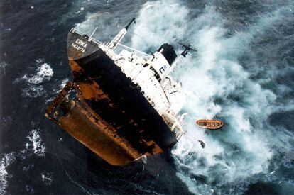 El naufragio del <i>Erika</i>, el 12 de diciembre de 1999.