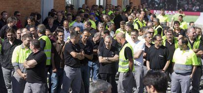 Asamblea de los trabajadores de Nissan Ávila celebrada el miércoles en la planta abulense