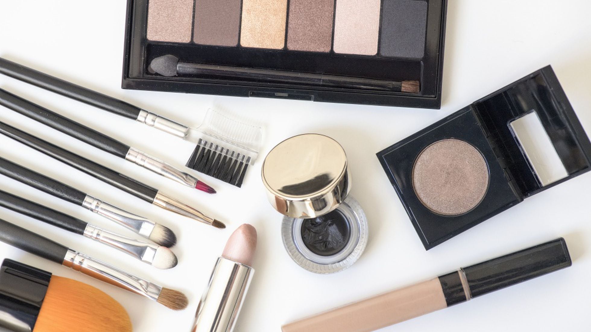15 productos básicos de maquillaje para utilizar a diario en casa |  Escaparate: compras y ofertas | EL PAÍS
