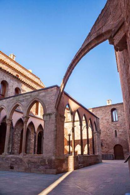 El claustro de Sant Vicenç de Cardona.