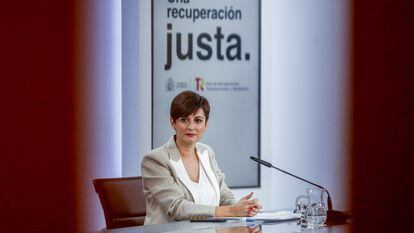 La ministra Portavoz y de Política Territorial, Isabel Rodríguez, en la rueda de prensa posterior al Consejo de Ministros del 2 de noviembre.