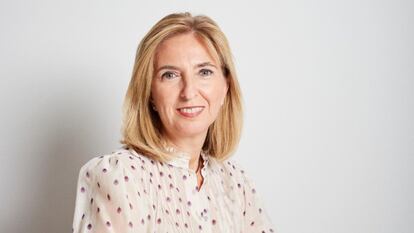 Es directora de operaciones en Ecovidrio. Tras seis años en la entidad, incorpora esta área a sus responsabilidades y continúa con los departamentos de finanzas, organización y sistemas.