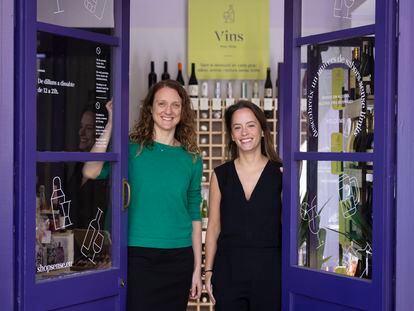 Sense, la primera tienda de Barcelona de bebidas sin alcohol, abierta en el barrio de Gràcia por Kimber Lockhart y Deborah Nuñez.