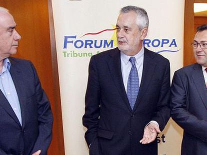 Luciano Alonso, José Antonio Griñán y Miguel Ángel Heredia en el Foro Nueva Economía, en Málaga
