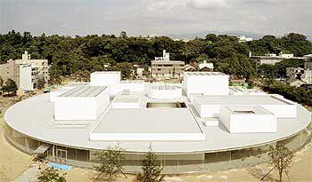 Museo de Arte Contemporáneo de Kanazawa, de los arquitectos Kazuyo Sejima y Ryue Nishizawa.
