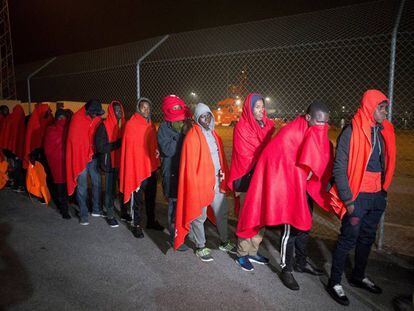Llegada de 82 migrantes el pasado sábado al puerto de Motril (Granada) tras ser rescatados en la zona de Alborán.
