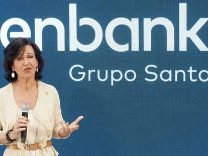 Ana Botín, presidenta de Banco Santander, durante una presentación de su filial Openbank.