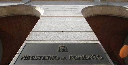 Fachada del Ministerio de Fomento en Madrid.