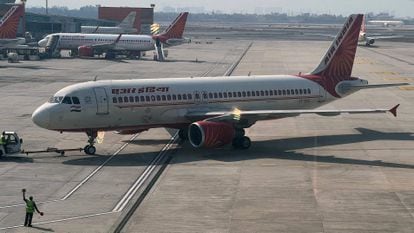 Dos aviones de Air India, el pasado enero en el aeropuerto internacional Gandhi, en Nueva Delhi.