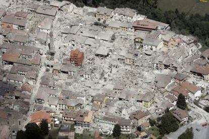 Foto aérea de Amatrice, horas después del seísmo.